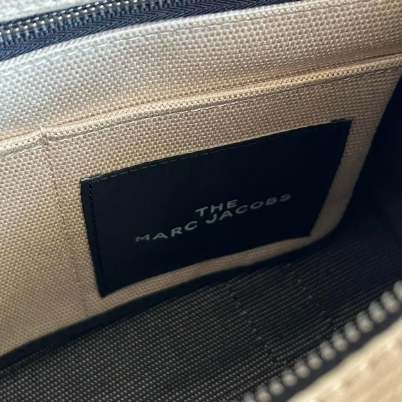 💰SOLD - M0017027 - Marc Jacobs The Jacquard Medium Tote Bag - Picture 10 of 15